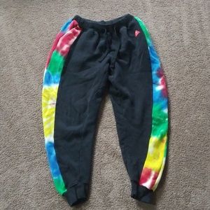 Asphalt joggers